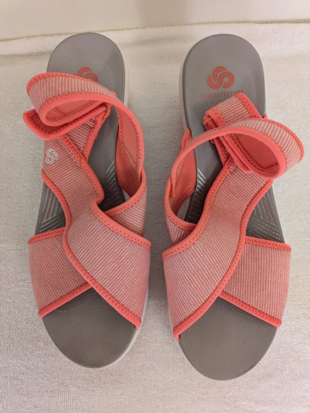 Women’s Coral Pink Cross-Strap Sandals